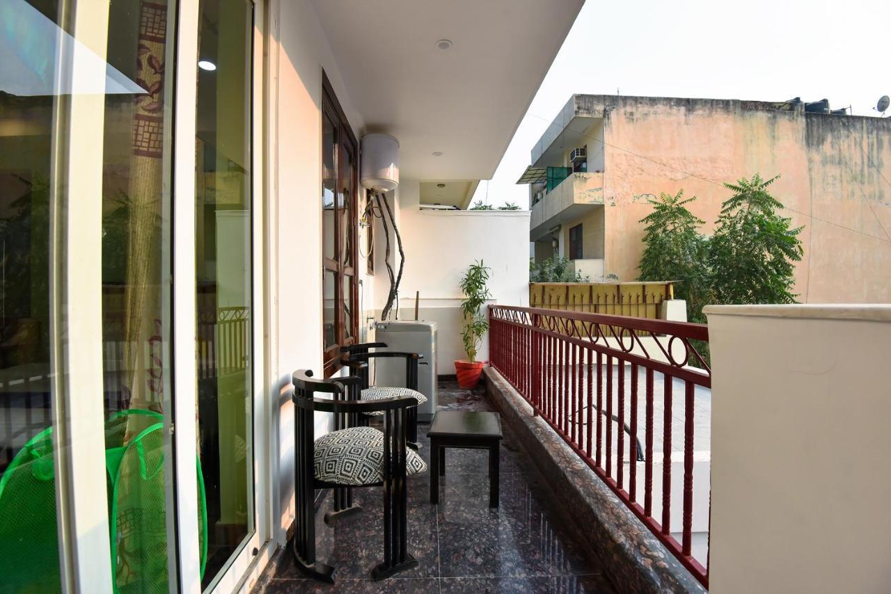 Bedchambers Medicity Serviced Apartments In グルガウン エクステリア 写真