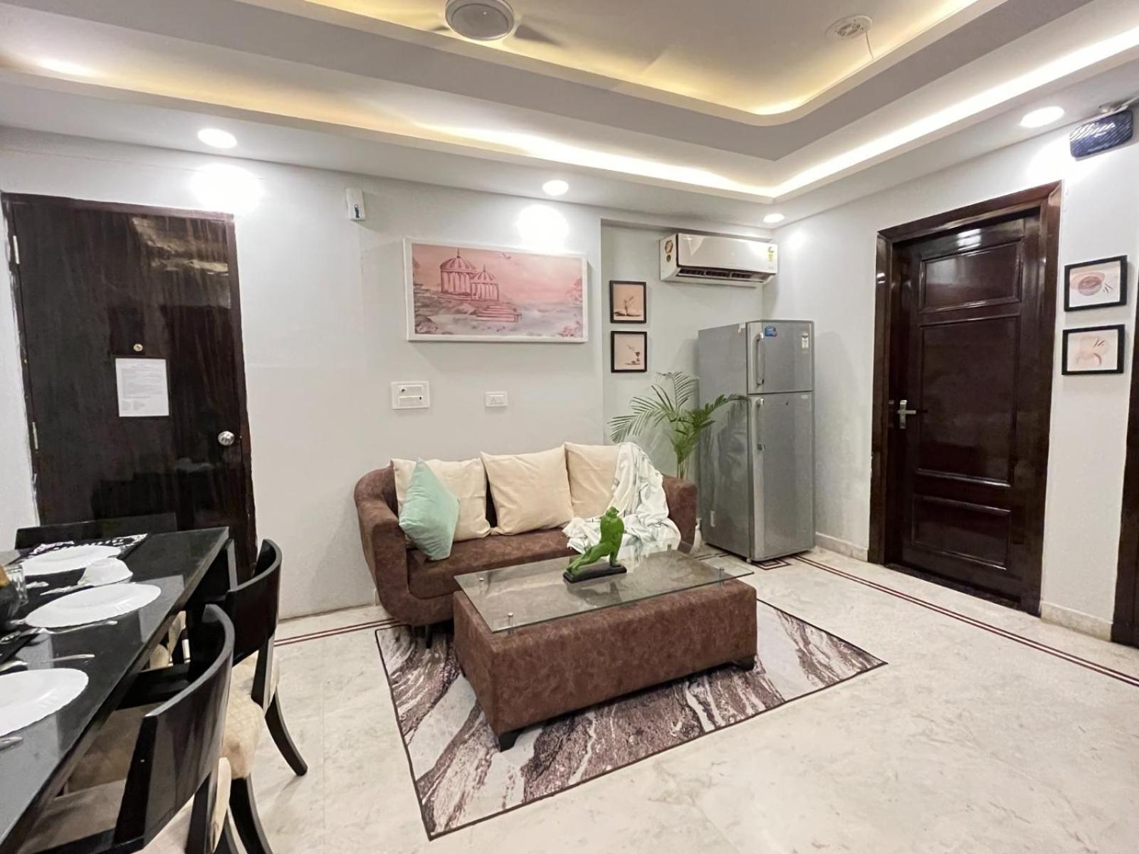 Bedchambers Medicity Serviced Apartments In グルガウン エクステリア 写真