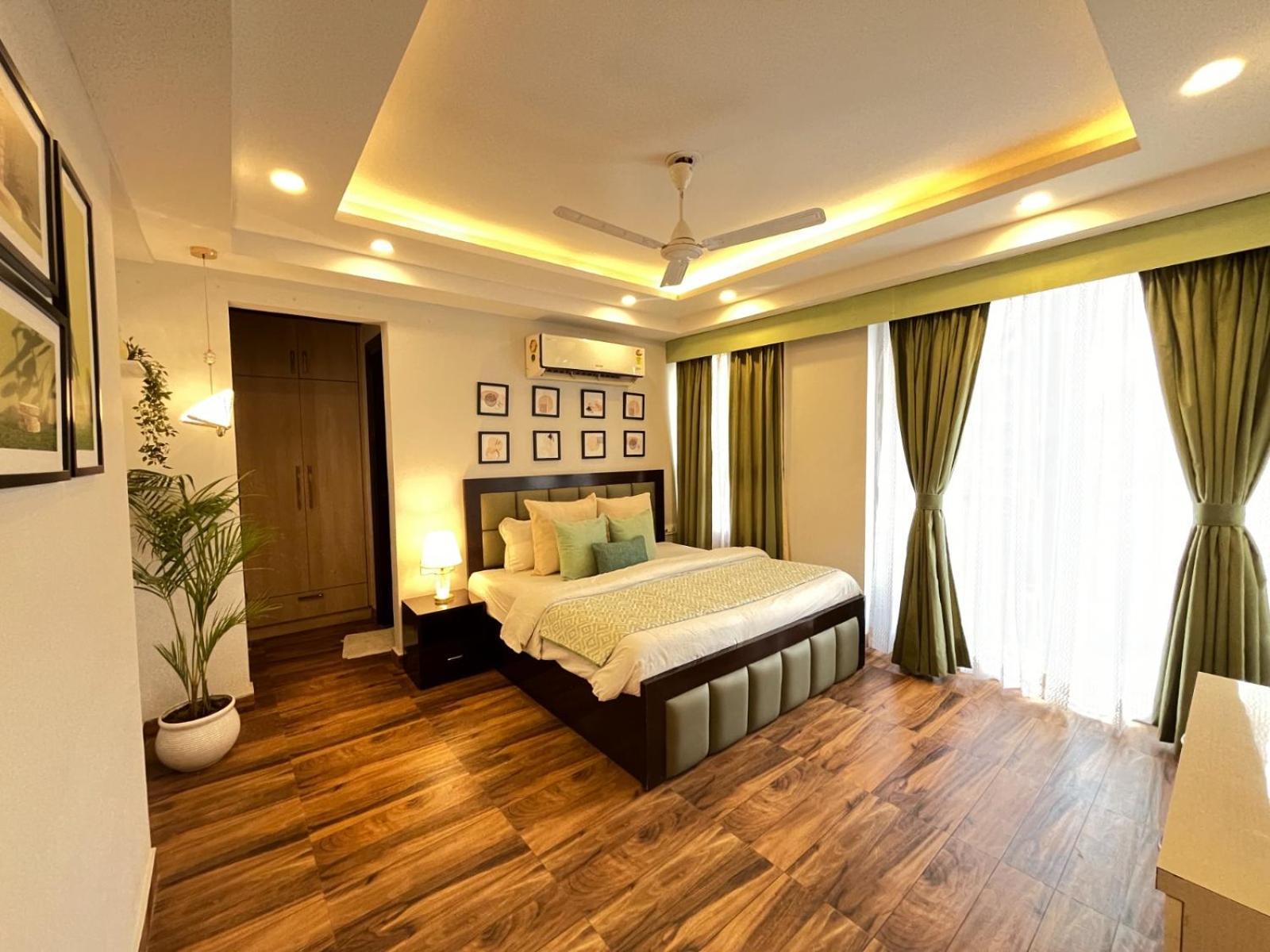 Bedchambers Medicity Serviced Apartments In グルガウン エクステリア 写真