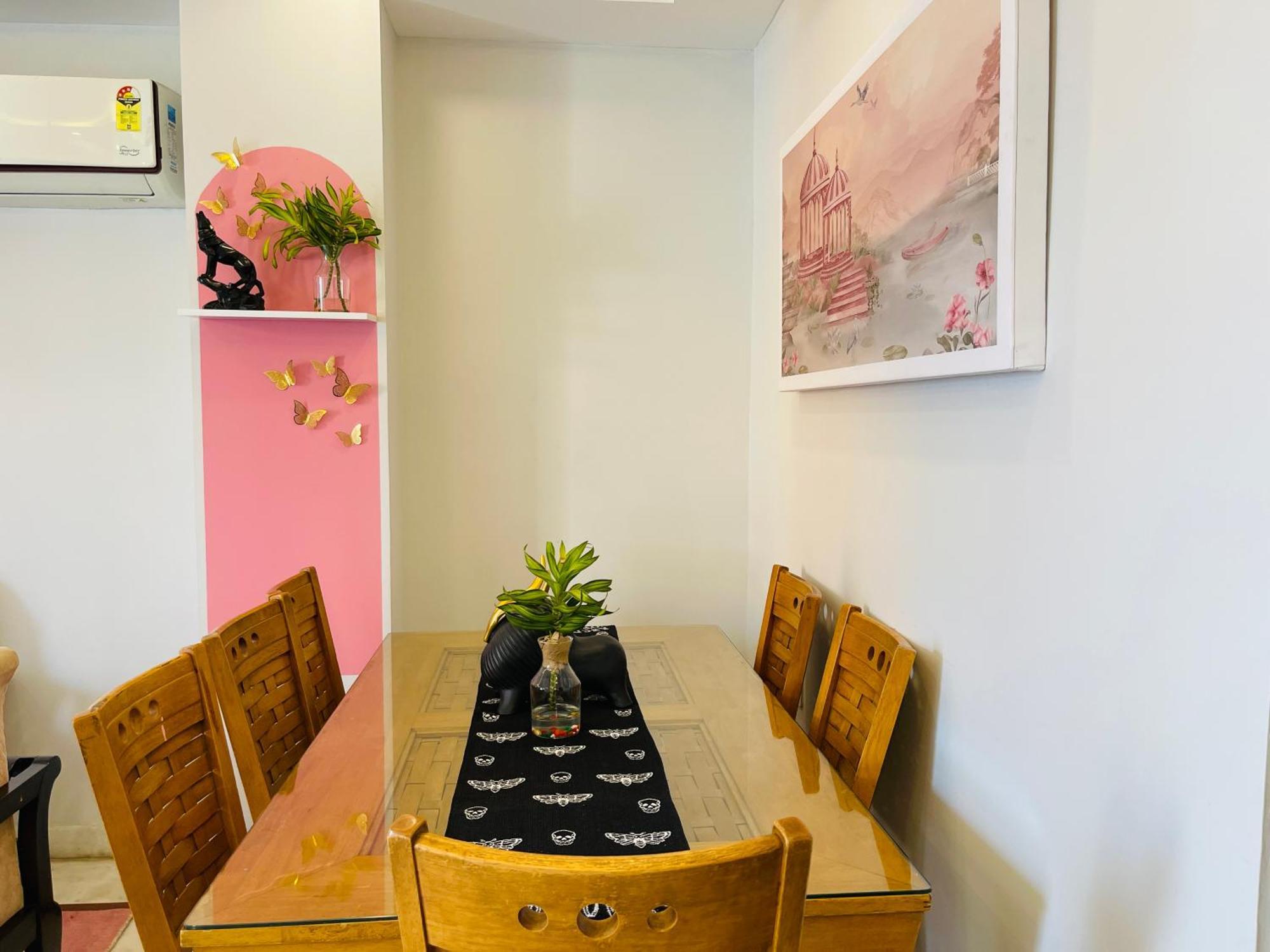 Bedchambers Medicity Serviced Apartments In グルガウン エクステリア 写真