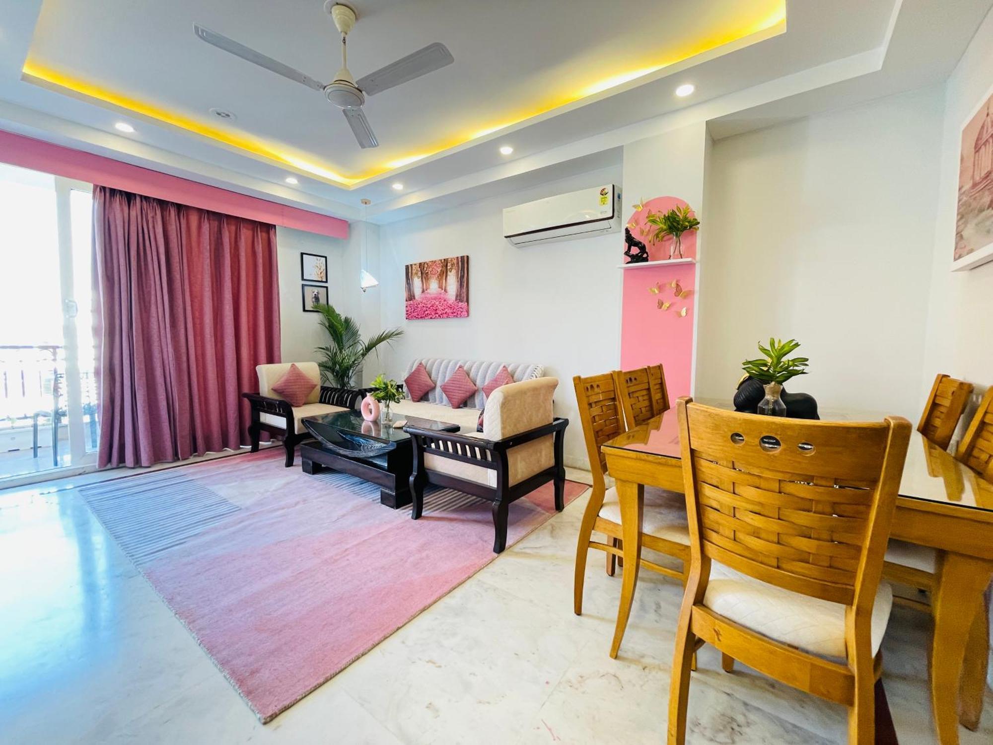 Bedchambers Medicity Serviced Apartments In グルガウン エクステリア 写真